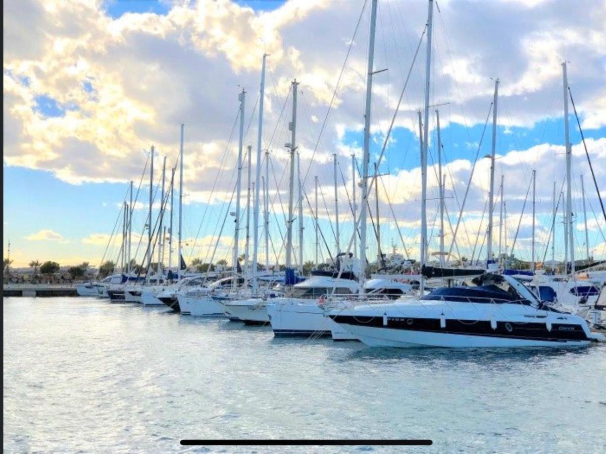 Tu Casa Del Mar Lejlighed Torrevieja Eksteriør billede